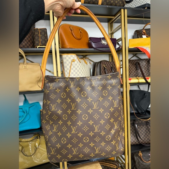 JR12154 Louis Vuitton Monogram Looping GM - Picture 7 of 8